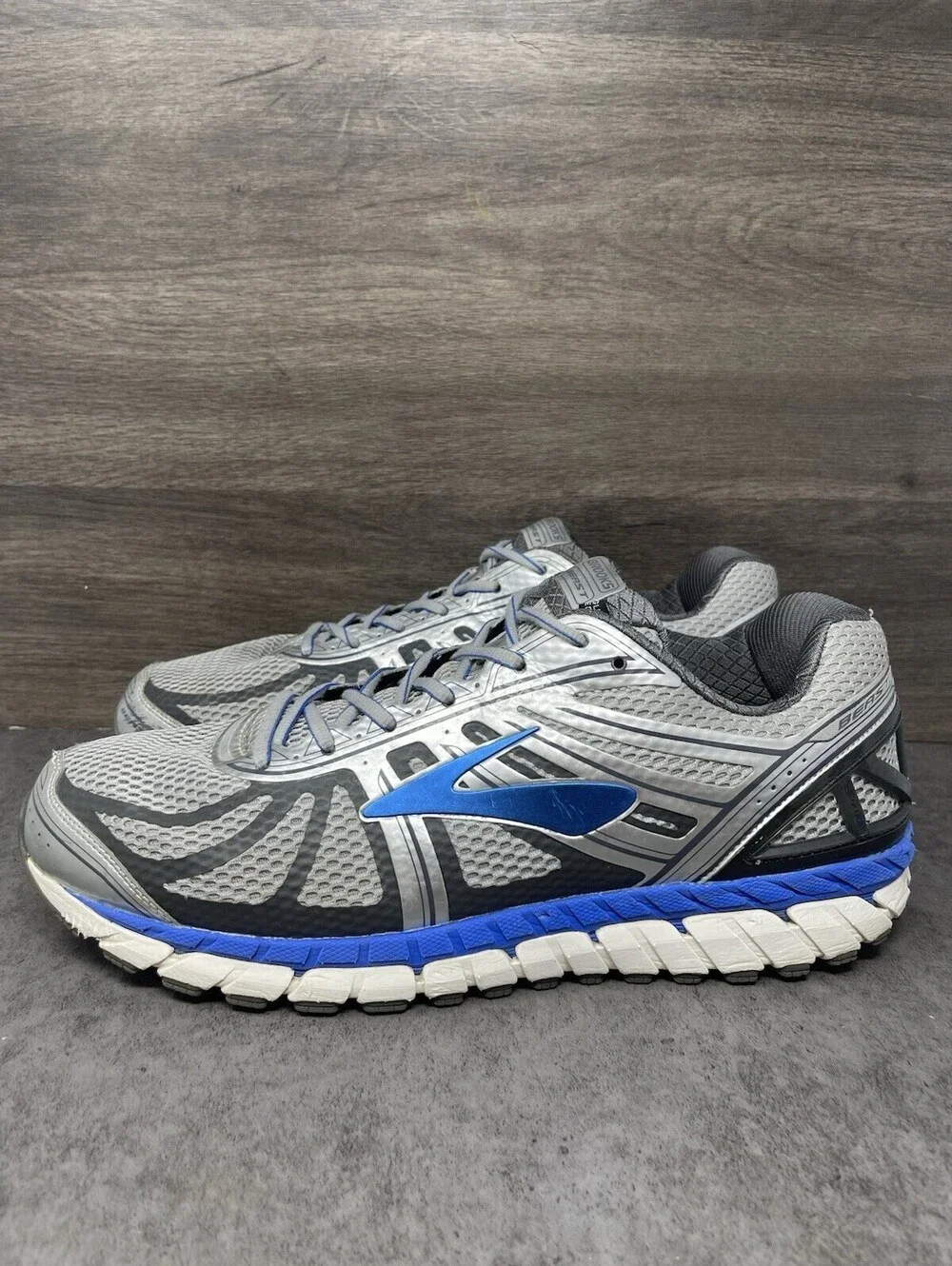Brooks Beast 16 Silver Blue Mens Size 14 2E Wide Running Walking Shoes Sneakers